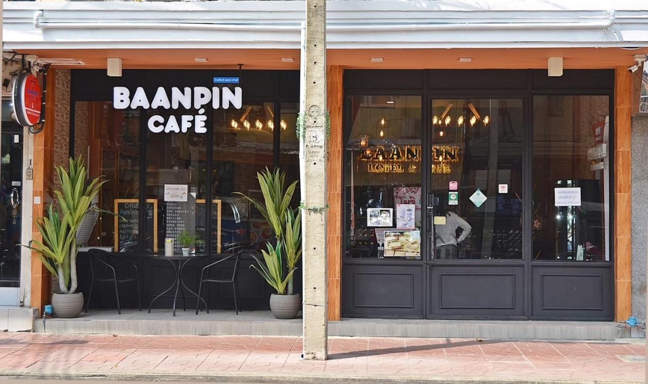 Baanpin Hotel & Cafe Banguecoque Exterior foto